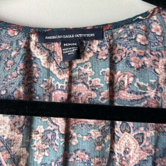 Beautiful women’s blouse - Picture 4 of 6